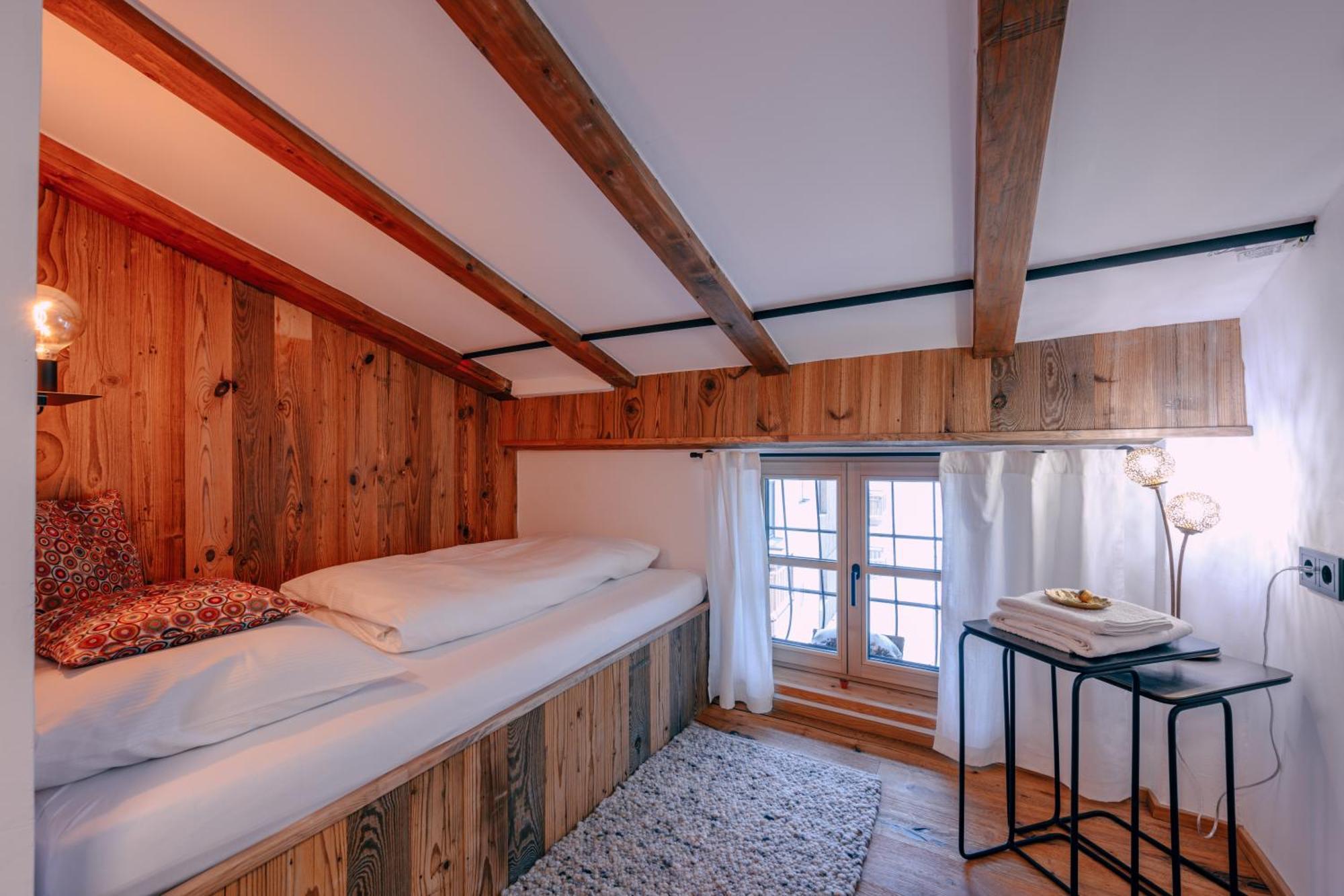 Haus Richard Falch - Inklusive Kostenloser Premium-Sommerkarte Sankt Anton am Arlberg Exterior photo